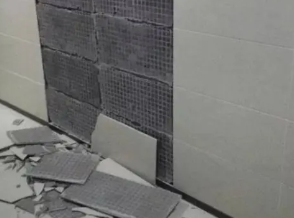 亚东瓷砖空鼓维修公司分享下亚东墙砖松动维修的知识